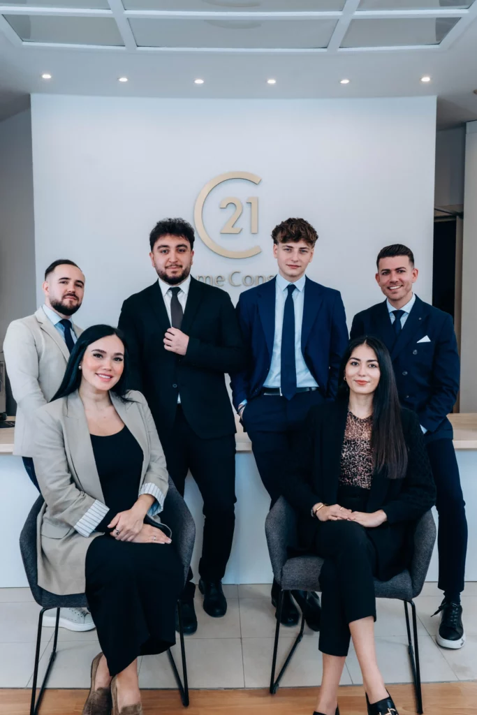 Photo de l'équipe Century 21, spécialistes en estimation immobilière et vente de biens